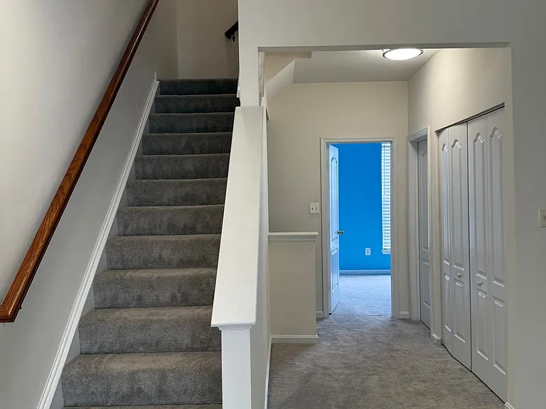 13129 Park Crescent Cir — Photo 18
