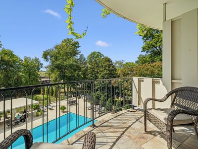 4215 Harding Pike APT 305, Nashville, TN, 37205