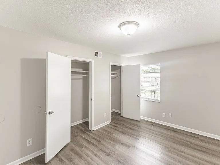 Sandlin Villas Apartments — Photo 14