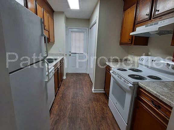 4th image of 1833-1835 Kathleen Dr