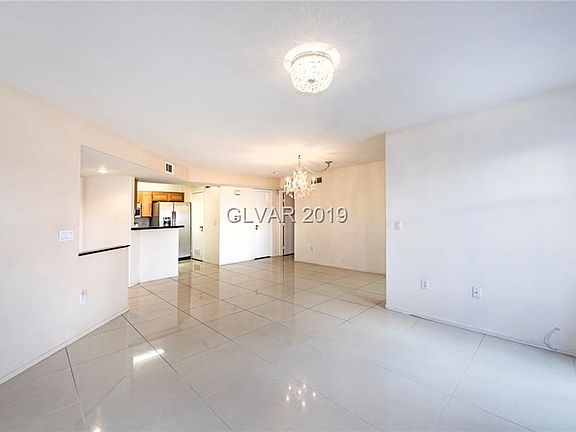 4th image of 4555 E Sahara Ave Unit 201