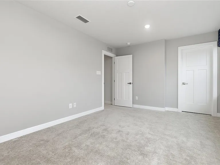 117 Black Oak Ln — Photo 37