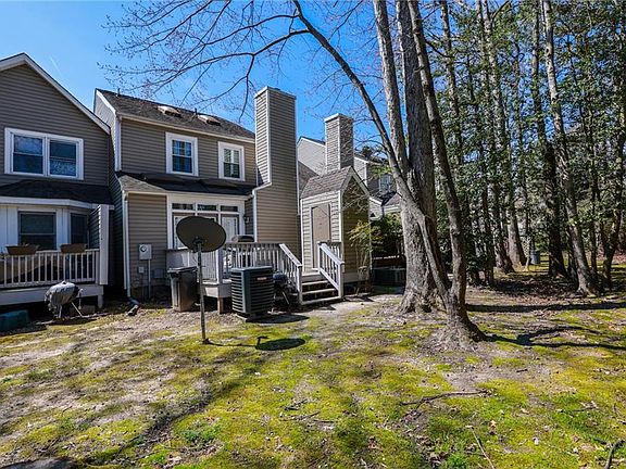2nd image of 6165 Rolling Forest Cir