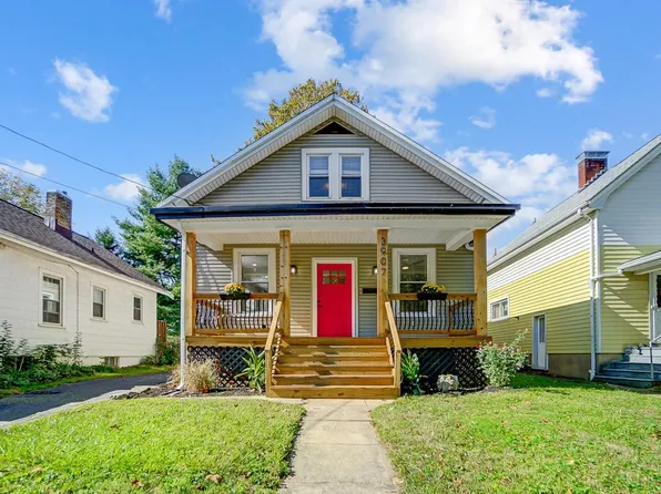 3907 Watterson Rd, Cincinnati, OH 45227