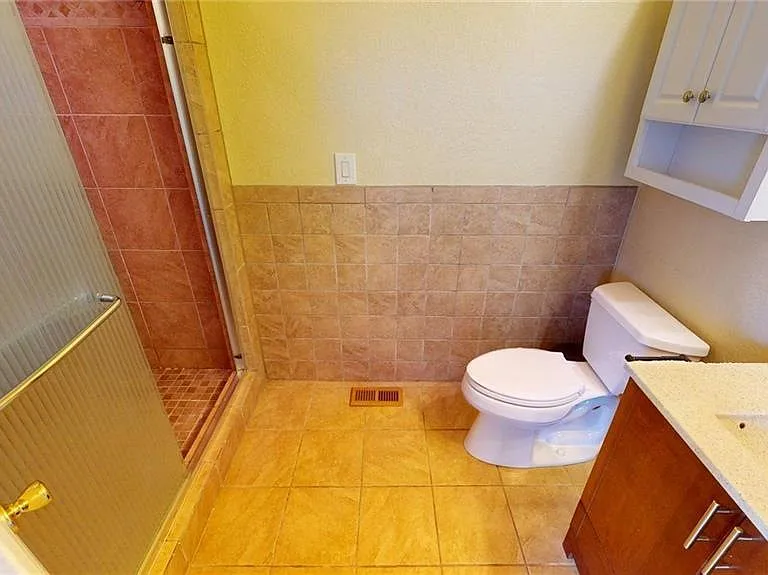 4507 Sir Johns Ln — Photo 20