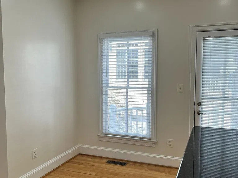 711 Carpenter Rd — Photo 9