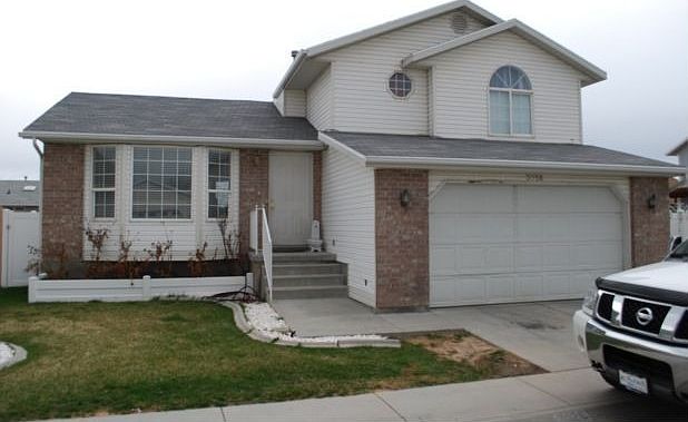 1st image of 3026 S Alamo St