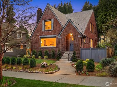 1216 NE 77th Street, Seattle, WA, 98115