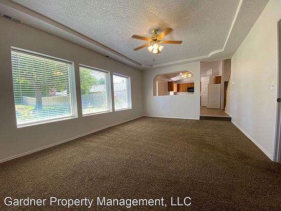 5th image of 1610 N Ohio Ave #1610