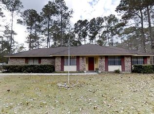 61239 Kings Arms Dr, Lacombe, LA 70445