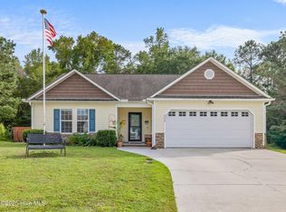 208 Demetrius Ct, Hubert, NC 28539