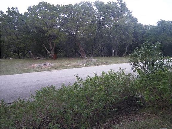 4th image of 19410 Scenic Dr