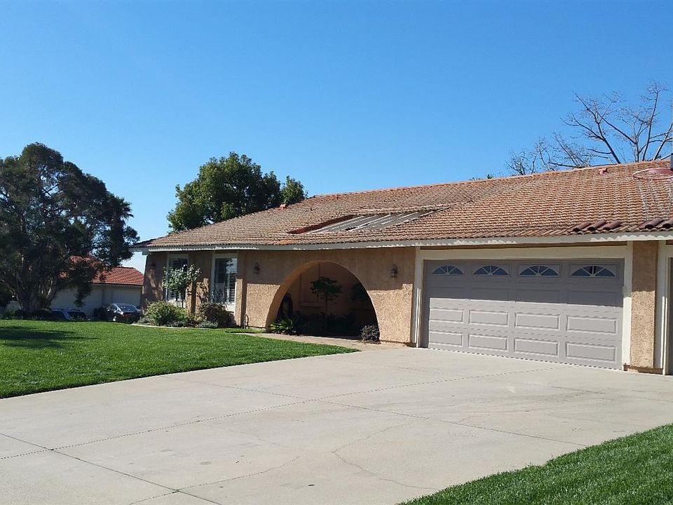 1st image of 537 N Vecino Ave