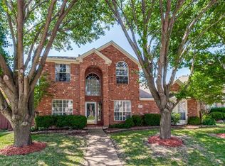 8706 Clearlake Dr, Rowlett, TX 75088