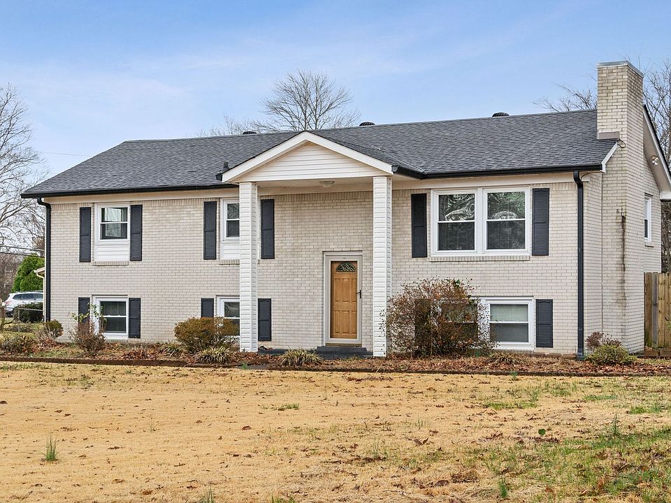 1st image of 206 Mills Dr