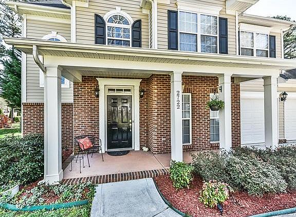 2nd image of 2722 Heathershire Ln
