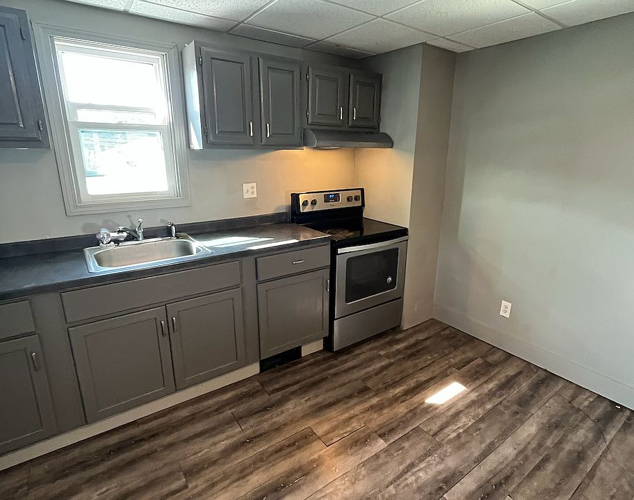 1st image of 23 Main St APT 6