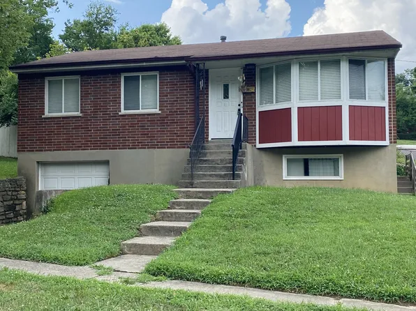2138 Saint Leo Pl, Cincinnati, OH 45211