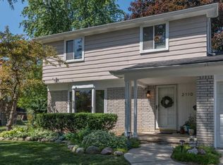 2110 Steeplechase Dr, Ann Arbor, MI