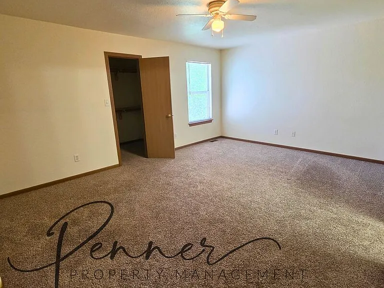 3114 S Cedar Crest Ct — Photo 8