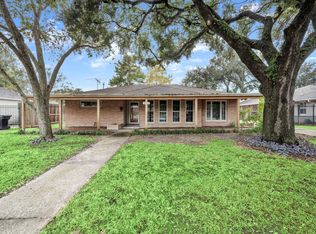 4537 Kingfisher Dr, Houston, TX 77035