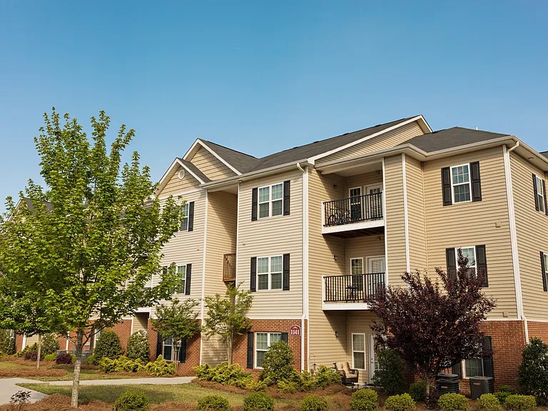 Stafford Place Apartments — Photo 3