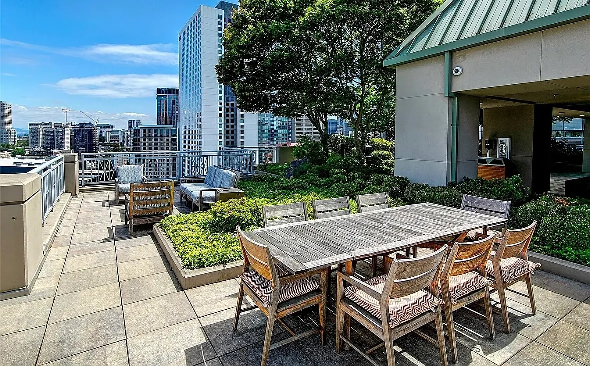 1 bed, 738 sqft, $3,000 — Photo 4