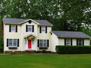 215 Shamrock Dr, Madisonville, KY 42431
