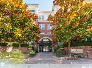 9388 McKim Way #301, Richmond, BC V6X0J7