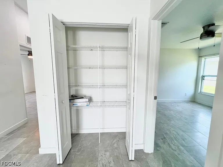 4622 SW 7th Pl — Photo 23