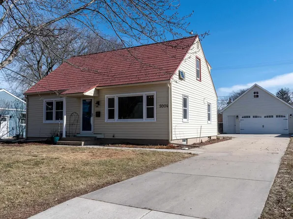 5004 Shore Acres Rd, Monona, WI 53716