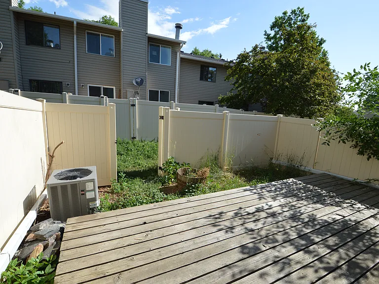 2027 Gyros Cir — Photo 22