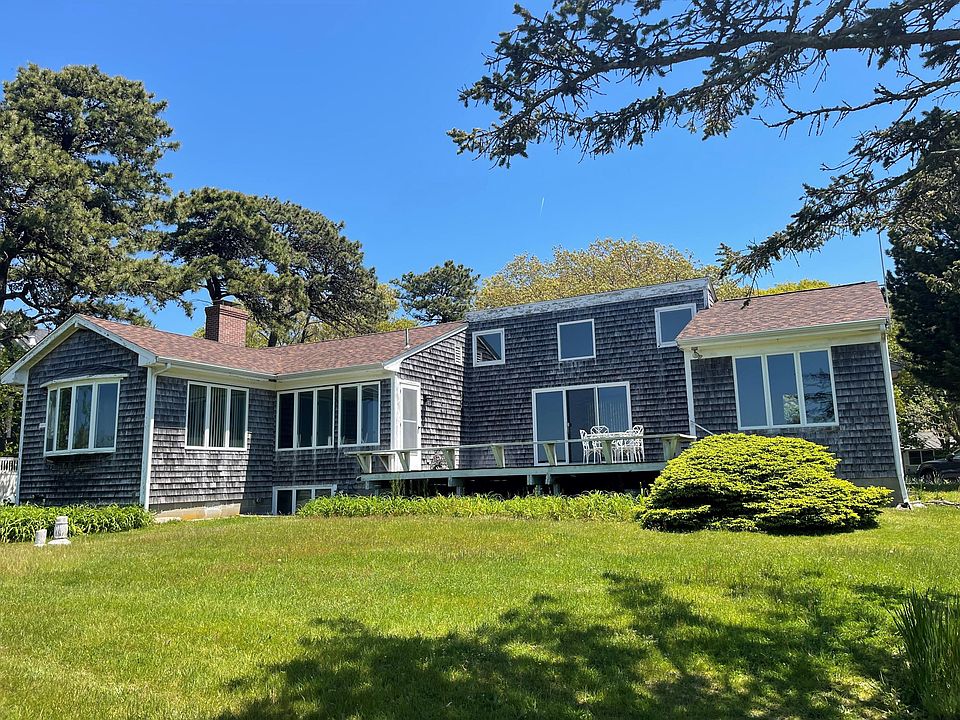 307 Shorewood Drive, East Falmouth, MA 02536 | Zillow