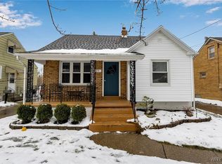 29 Frederick St, Cheektowaga, NY 14227