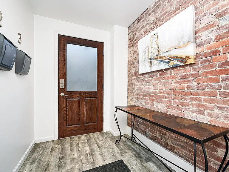 2015 E Carson St #1 — Photo 19