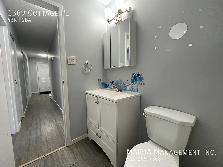 1369 Cottage Pl — Photo 11