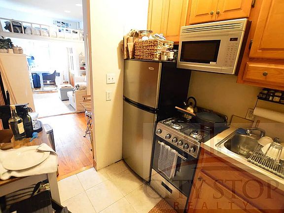 2nd image of 203 W 85th St #4D