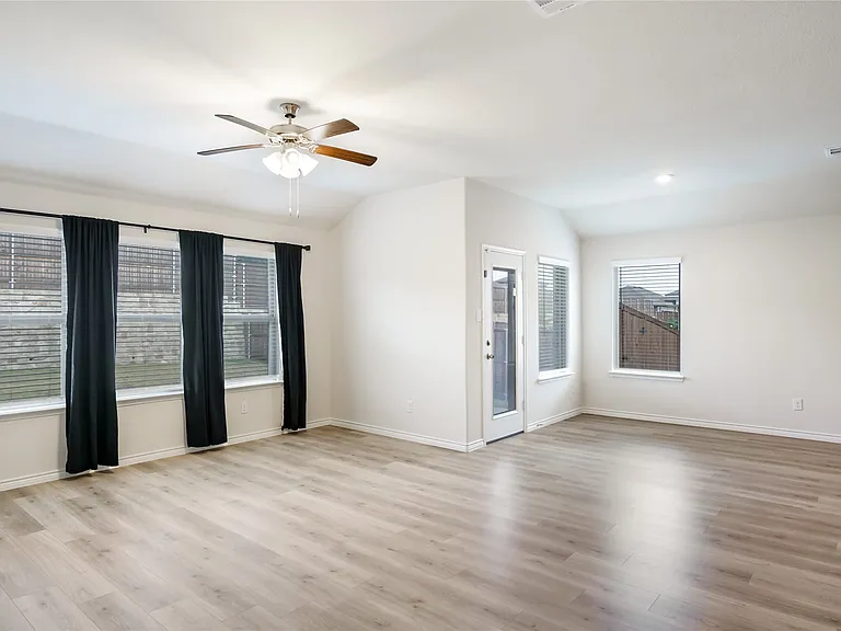2638 Azaleas Run Dr — Photo 13