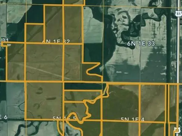 1250 N 660th St, Vandalia, IL 62471