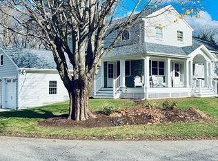 10 Christine Dr, Barrington, RI 02806