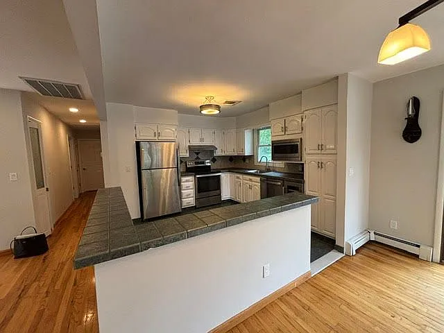 32 Louise Ln #2 — Photo 6