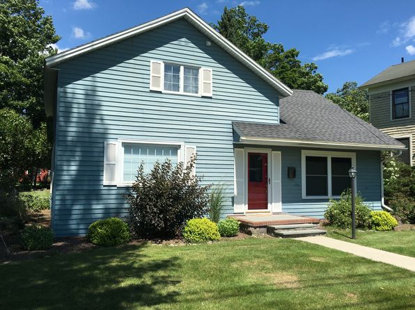 30 W Kendrick Ave