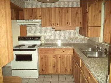 5th image of 3511 Dartmouth Ave N