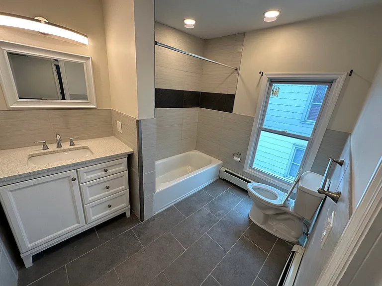 152 Saint James St #4 — Photo 18