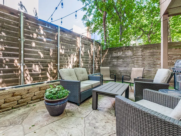 2608 N Garrett Ave #B — Photo 23