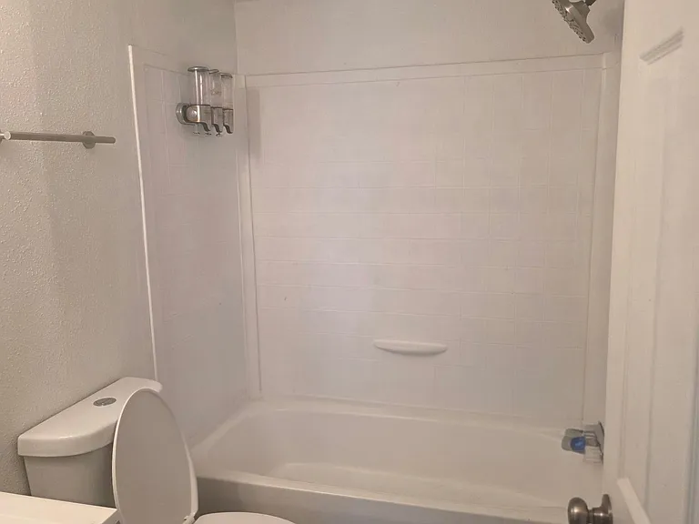 928 73rd St E #33 — Photo 9