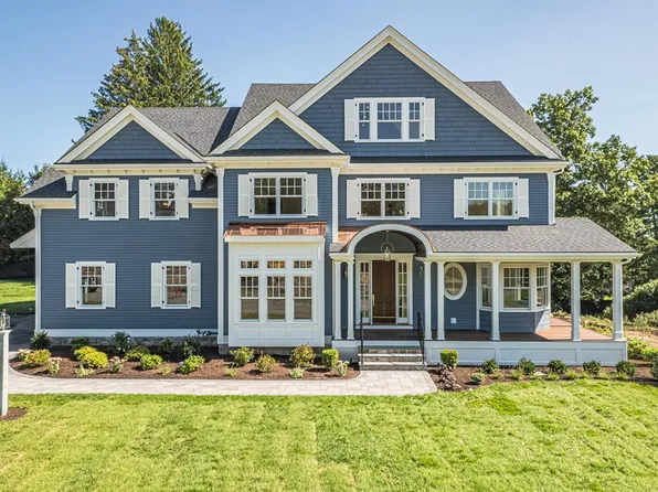 6 Tuttle Ln, Lynnfield, MA 01940