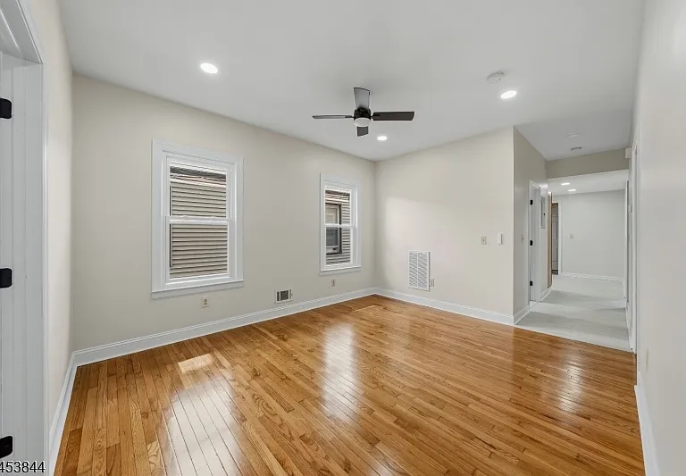 136 Elm St #1 — Photo 6