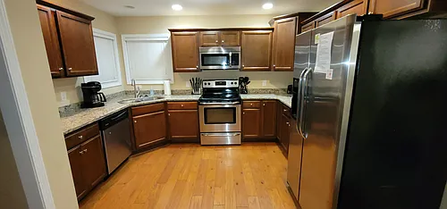 100 Grangers Ct Photo 1