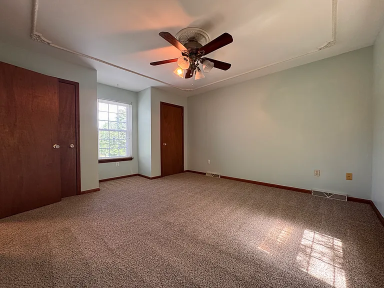 1739 Wendy Ln — Photo 34